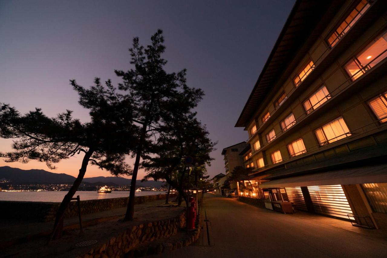 Hotel Miya Rikyu Hatsukaichi Buitenkant foto