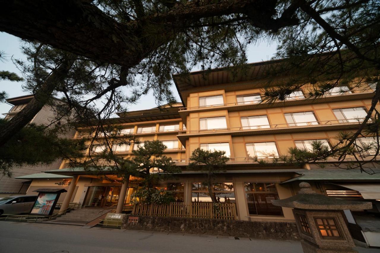 Hotel Miya Rikyu Hatsukaichi Buitenkant foto